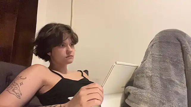 Онлайн чат XXX HeyFriren