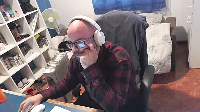 Chat +18 de ravingr4d4 ao vivo