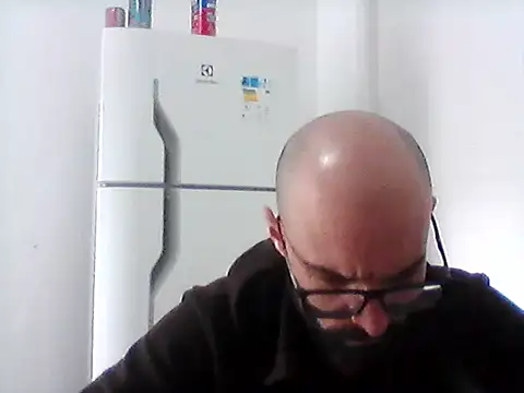 Chatroom XXX en direct de Robsonitj90
