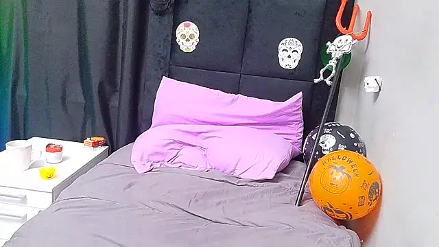 SpicedDove's Live XXX Chat