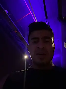 XXX chat uživo modela Chris_Clarck