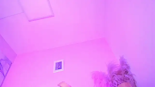 XXX chat uživo modela BellaAndDominick