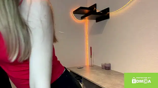 AngelaRice Adlı Modelin Canlı XXX Sohbeti