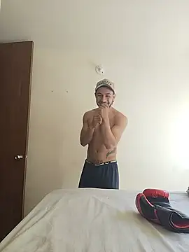 Czat XXX na żywo – Taylor_DiamondBoy