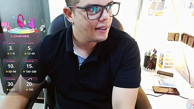 Онлайн чат XXX Realjoel01
