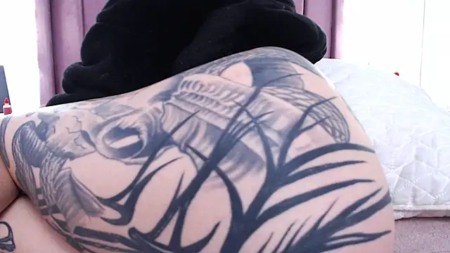 XXX chat uživo modela Emma_Foxi