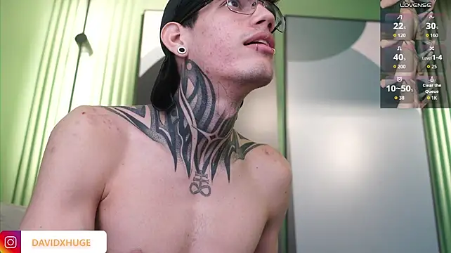 David__Huge – Naživo XXX chat