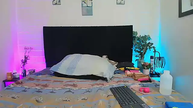 QueenMatturex লাইভ XXX চ্যাট
