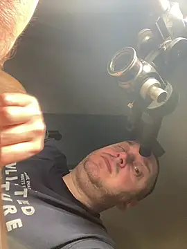 XXX chat uživo modela DorianJeday