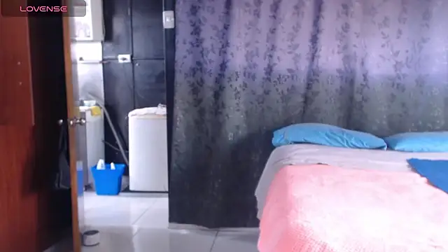 miia-big1boobs_'s Live XXX Chat