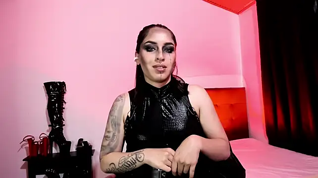 แชท XXX สดของ MistressVenena