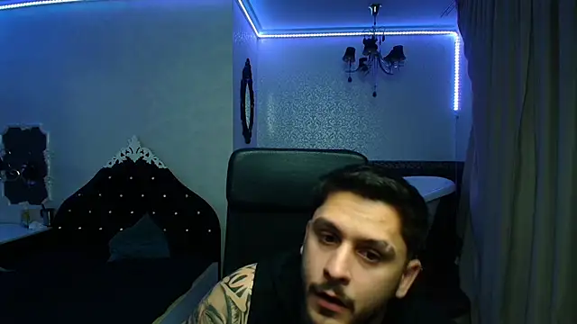 TroyWadee Live XXX-chat