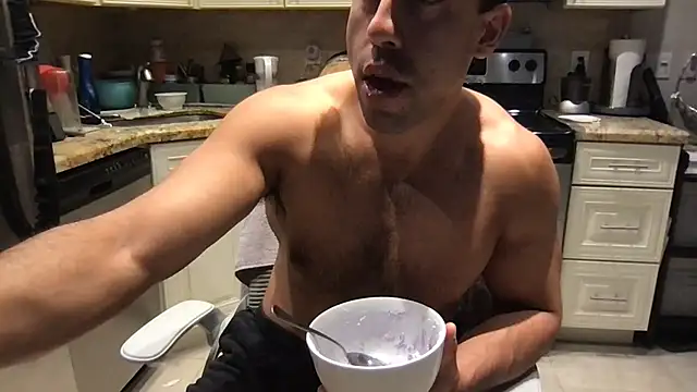צ'אט XXX בשידור חי של BigGuyMuscle