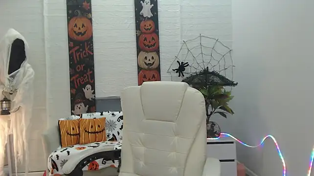 Chat XXX en directo de TessaDaybreak