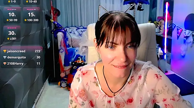 EmmmaLuxe's Live XXX Chat