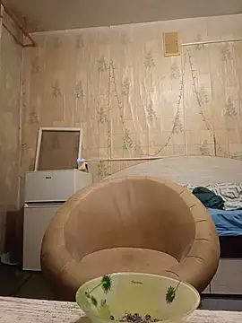 Linda070481's Live XXX Chat
