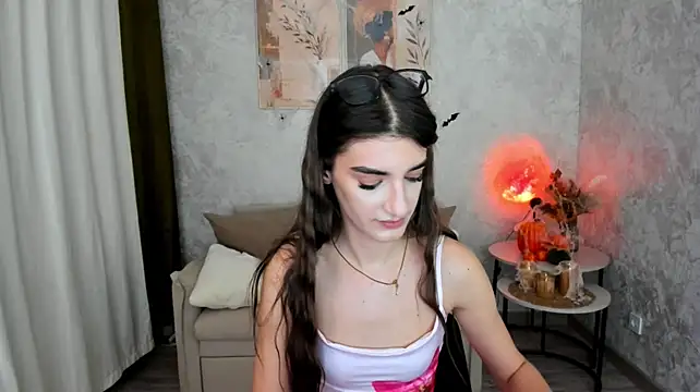 แชท XXX สดของ SabrinaWayne