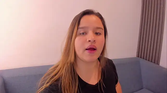 ElaBournn_'s Live XXX Chat