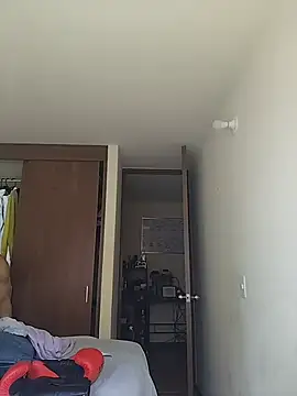 Taylor_DiamondBoy Live XXX-Chat