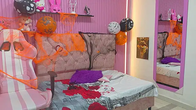 Chat +18 de Zara_Luux ao vivo