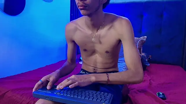 XXX chat uživo modela Cam_stom