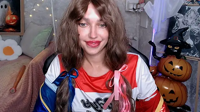 Chatroom XXX en direct de NickyAdamidi
