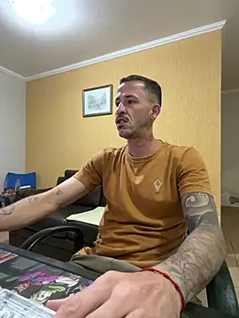 Онлайн чат XXX MeladoDiMel