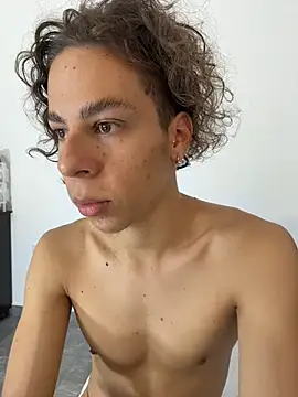 XXX chat uživo modela grey___27