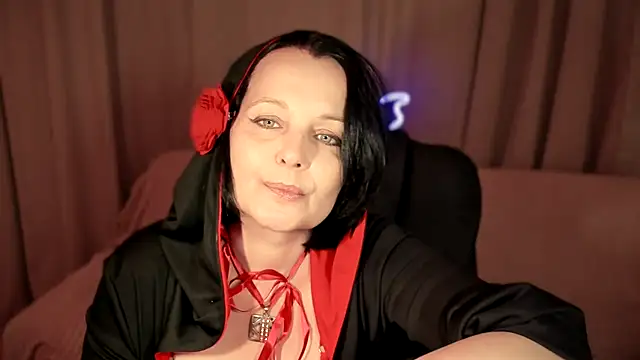 WitchBlueRose Webcamshow