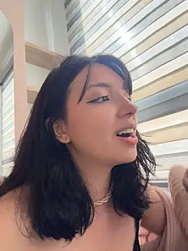 แชท XXX สดของ dani-nari
