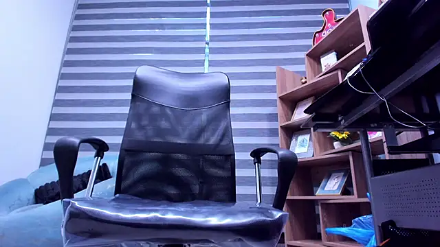 LeilaSmith_'s Live XXX Chat