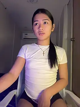 hugecock_molly's Live XXX Chat