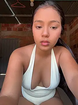 Czat XXX na żywo – Baby_morena12