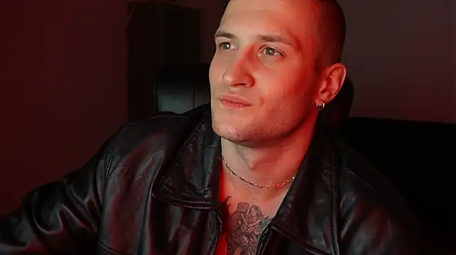 Онлайн чат XXX Igor_Wilde