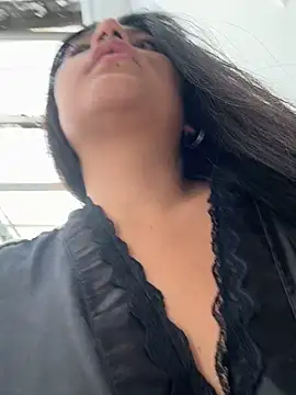 Emily_Gomezz's Live XXX Chat