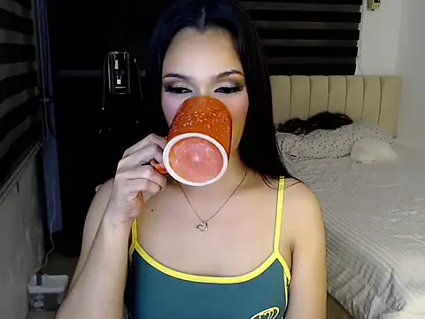XxIvory_CatxX: απευθείας συνομιλία ΧΧΧ