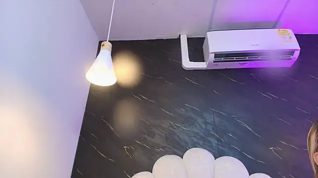 _MiaBrown_ – Naživo XXX chat
