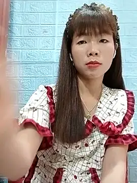 AmyLinee01 现场XXX聊天