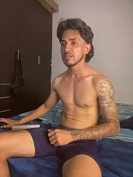 Kriss_Edwards 라이브 XXX 채팅