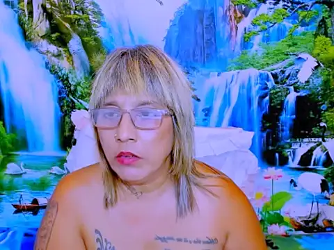 Chat XXX en directo de indianroxy