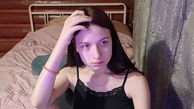 AlicePowells 现场XXX聊天