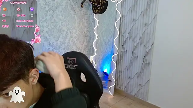 OLIIVER_TAY 라이브 XXX 채팅
