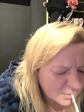 jusichka's Live XXX Chat