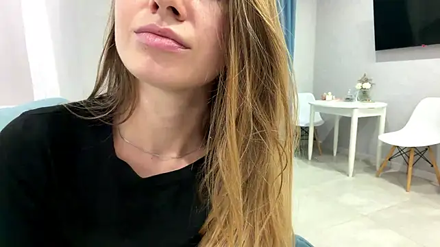 دردشة AnyaAfterDark الجنسية المباشرة