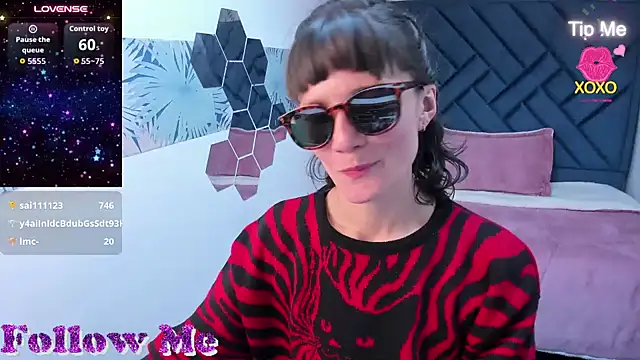 Valery_More__'s Live XXX Chat
