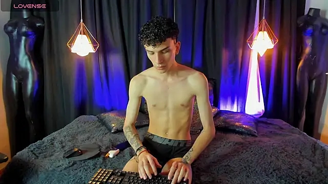 Chatroom XXX en direct de DAMIAN_22