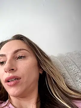 Dallyssxo_'s Live XXX Chat