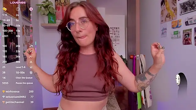 Chat +18 de linda_giggle ao vivo