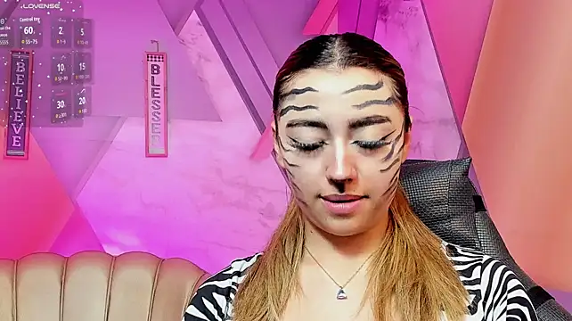 Chat XXX en directo de Mila_Blonde1