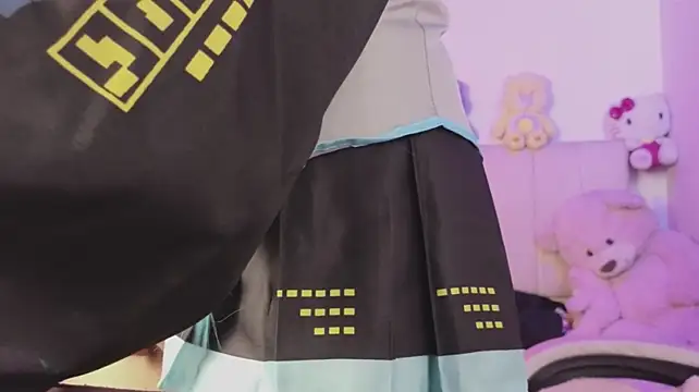 NekoWaifu's Live XXX Chat